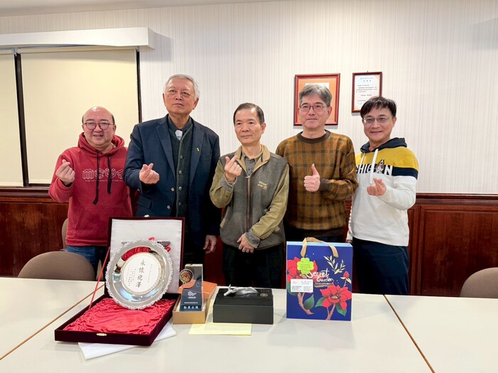 114學年度李英正老師、程志賢老師、謝文賓老師、賴瑞忠專員退休茶會(時間：115年2月)圖片